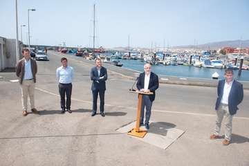  El Cabildo invertirá 1,6 millones en el Puerto de Taliarte para explotar su potencial pesquero, científico y deportivo/TA.